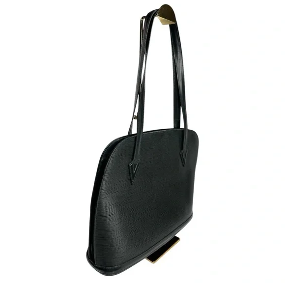 LOUIS VUITTON Epi Lussac Black Large Shoulder Bag - Picture 4 of 16